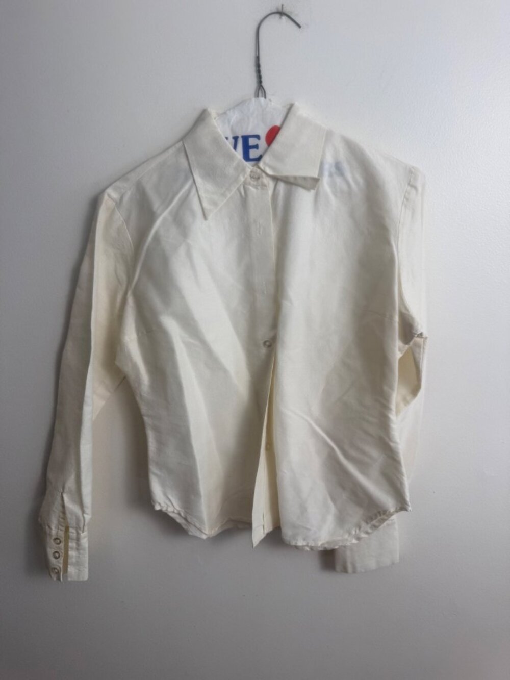 Tracy M. Ivory Silk Blouse Size M – 100% Silk Button Front, Long Sleeve